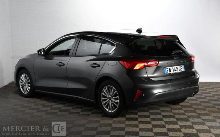 FORD FOCUS E125 TITANIUM GRIS FD-149-DF