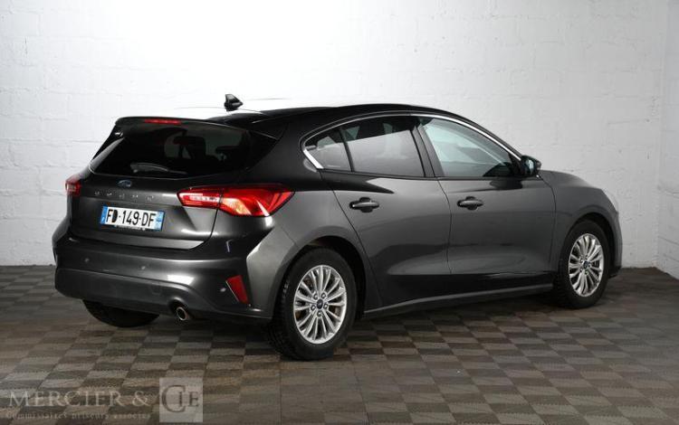 FORD FOCUS E125 TITANIUM GRIS FD-149-DF