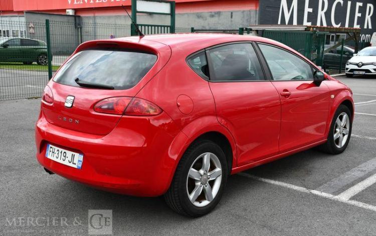 SEAT LEON 1,9 TDI105 REFERENCE ROUGE FH-319-JL