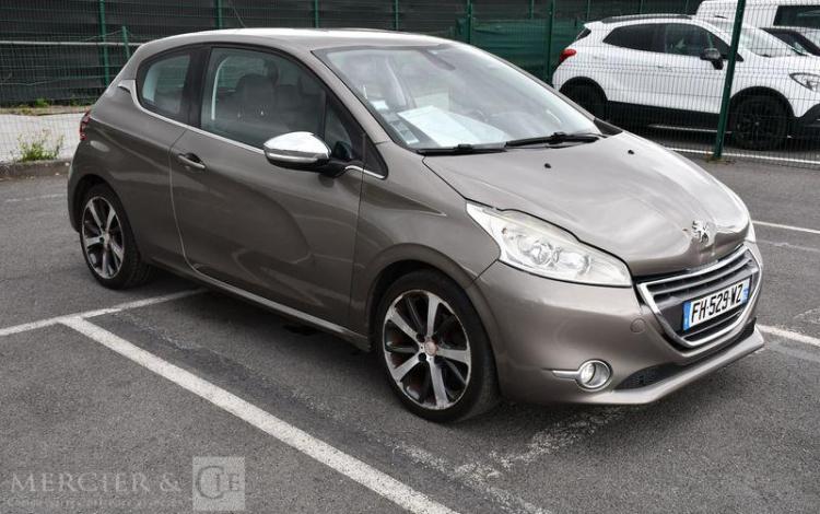 PEUGEOT 208 1,6 E-HDI FAP ALLURE BEIGE FH-529-WZ