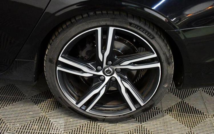 VOLVO V90 2,0 D5 235 R-DESIGN AWD GEARTRONIC BVA NOIR FJ-364-VG