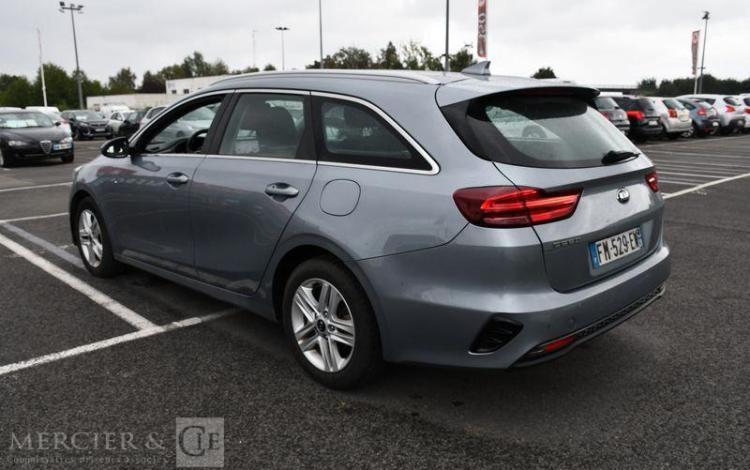 KIA CEE’D SW 1.6 CRDI 115 CV GRIS FM-529-EW