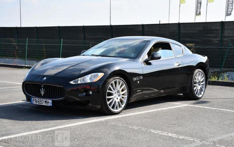 MASERATI GRANTURISMO 4,7 PS NOIR FN-697-MH