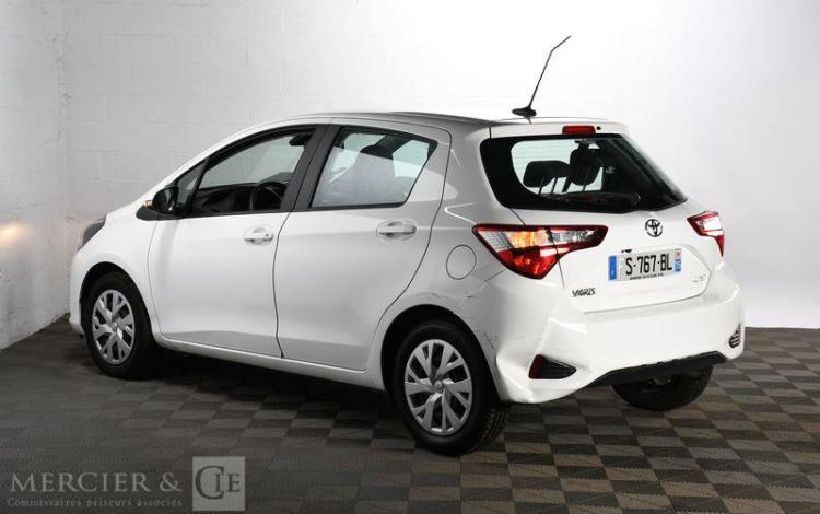 TOYOTA YARIS BLANC FS-767-BL