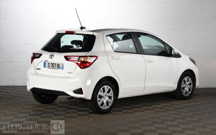 TOYOTA YARIS BLANC FS-767-BL