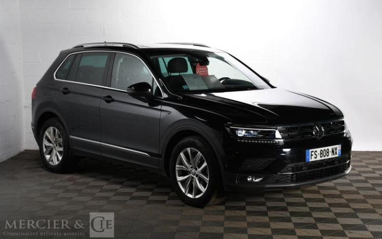 VOLKSWAGEN TIGUAN NOIR FS-808-NX