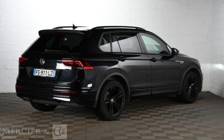 VOLKSWAGEN TIGUAN NOIR FS-911-LZ