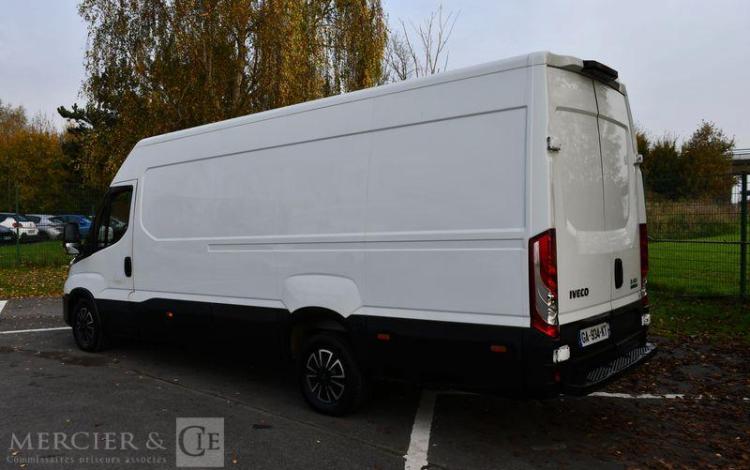 IVECO DAILY 35S16 BVA BLANC GA-934-KT