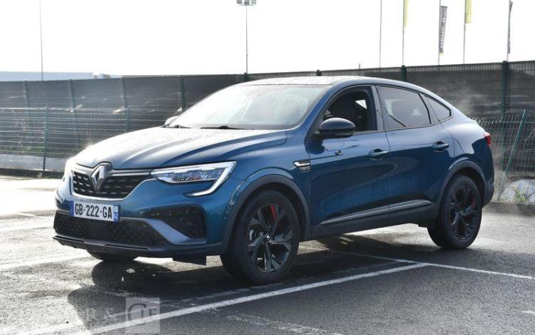 RENAULT ARKANA RS LINE E-TECH HYBRIDE 145 BLEU GB-222-GA