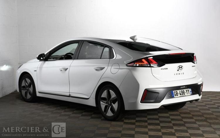 HYUNDAI IONIQ 1,6 EXECUTIVE BLANC GB-498-YY