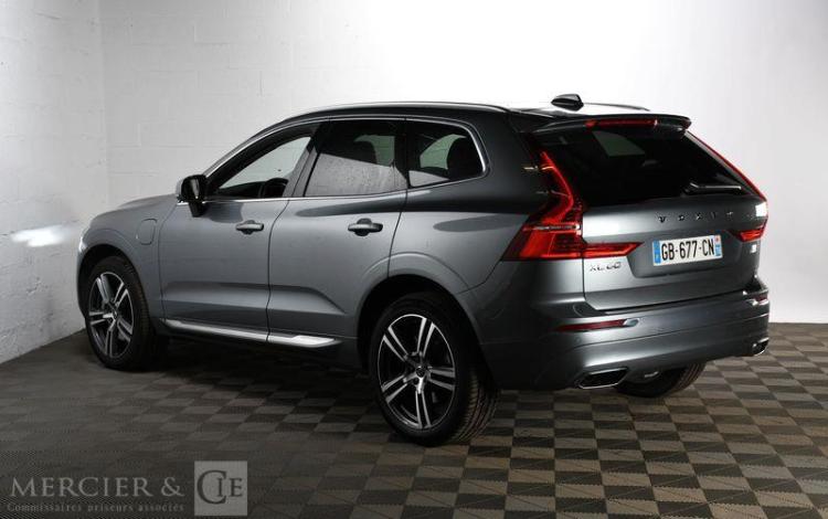 VOLVO XC60 T6 INS LUX 4M J20 GRIS GB-677-CN