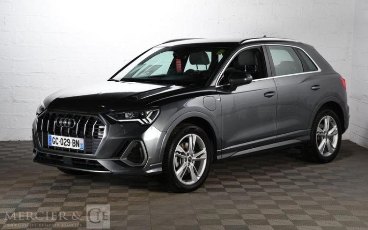 AUDI Q3 GRIS GC-029-BN