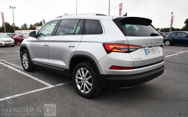 SKODA KODIAQ GRIS GD-195-DT