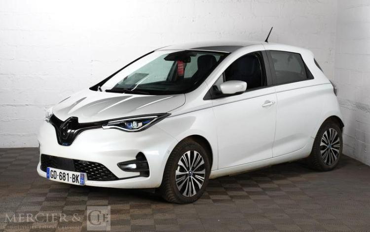 RENAULT ZOE E-TECH ELEC EXCEPTION R135 ACHAT INTEGRAL BLANC GD-681-BK