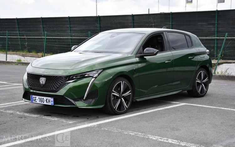 PEUGEOT 308 HYBRID PHEV 180 GT e-EAT8 VERT GE-160-KH