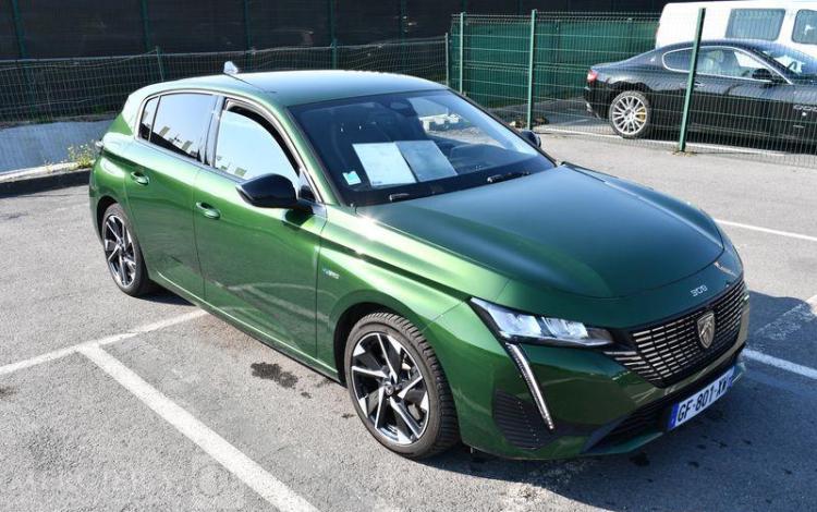 PEUGEOT 308 ALLURE VERT GF-801-XW