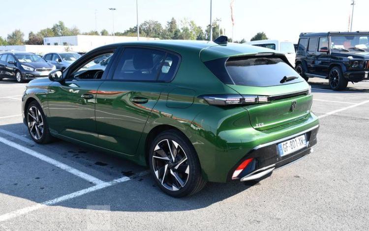 PEUGEOT 308 ALLURE VERT GF-801-XW