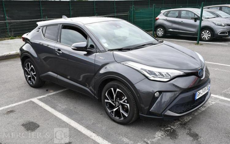 TOYOTA C-HR HYBRIDE 1,8 EDITION GRIS GH-549-TG