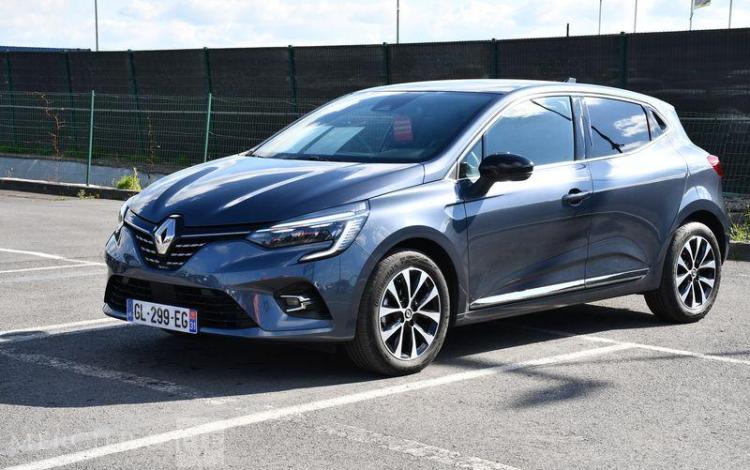 RENAULT CLIO TECHNO TCE 140 GRIS GL-299-EG