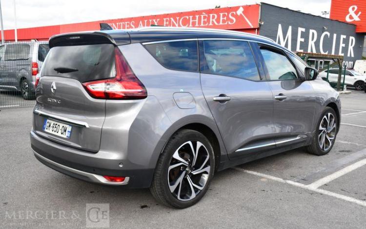 RENAULT GD SCENIC EXECUTIVE TCE 160 EDC GRIS GM-650-QM