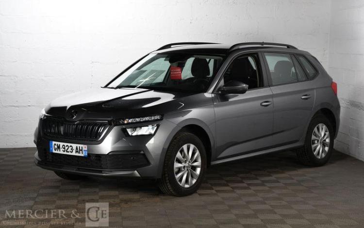 SKODA KAMIQ AMBITION 1,0 TSI EVO 110 GRIS GM-671-GY