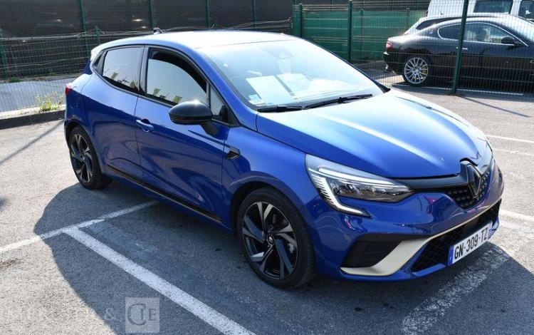 RENAULT CLIO E-TECH ENGINEERED FULL HYBRID BLEU GN-309-TZ