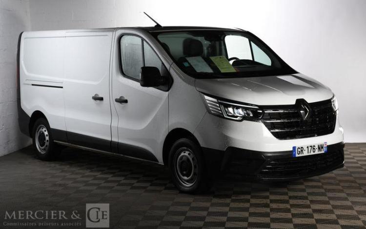 RENAULT TRAFIC FG L2H1 3T 2,0 BLUEDCI 130 GRAND CONFORT BLANC GR-176-NM