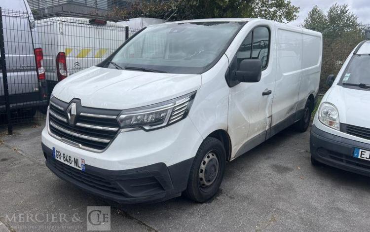 RENAULT TRAFIC FG 3T L2H1 2,0 BLUEDCI 130 GRAND CONFORT vendu sur designation BLANC GR-846-NL