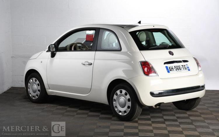 FIAT 500 BLANC AH-566-TG