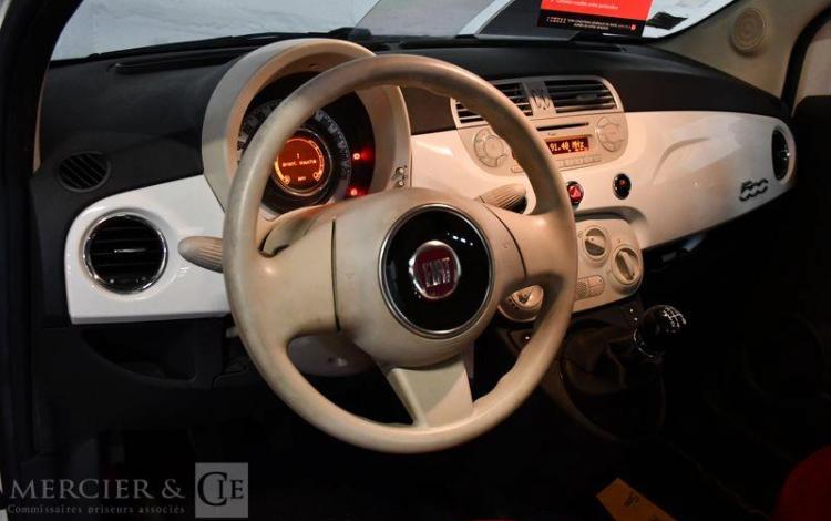 FIAT 500 BLANC AH-566-TG