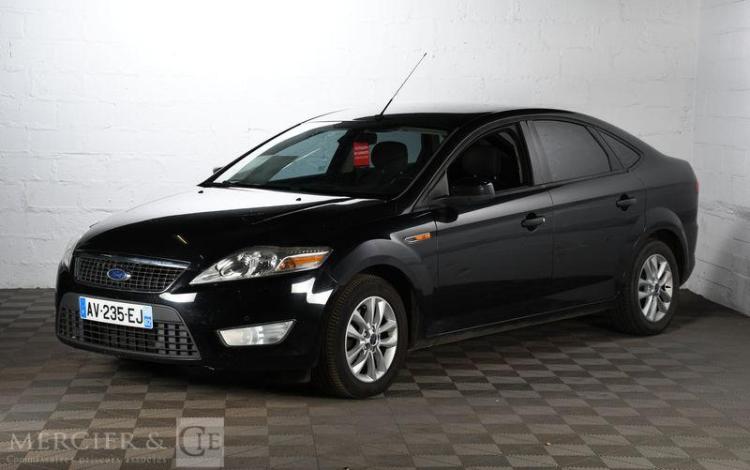 FORD MONDEO 2,0 TDCI 115CH TITANIUM NOIR AV-235-EJ