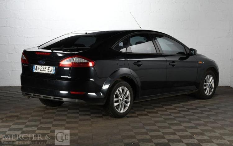 FORD MONDEO 2,0 TDCI 115CH TITANIUM NOIR AV-235-EJ