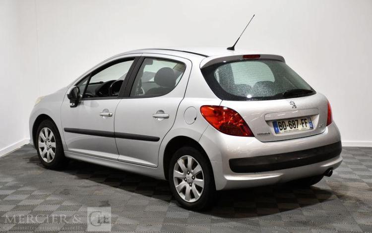 PEUGEOT 207 1,6 HDI 90CH URBAN 5P GRIS BD-687-FF