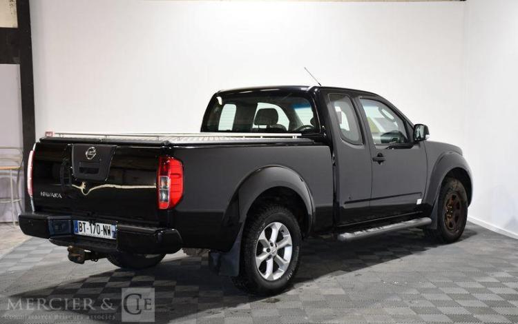 NISSAN NAVARA 2,5D 190CH NOIR BT-170-NW