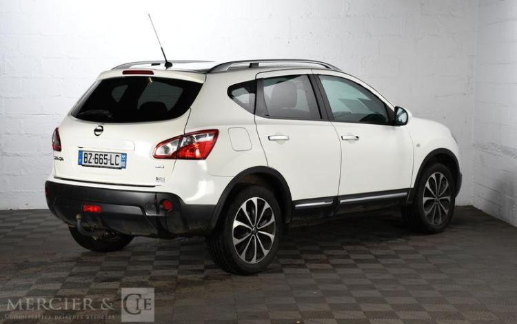 NISSAN QASHQAI 1,5 DCI110 FAP CONNECT EDITION BLANC BZ-665-LC