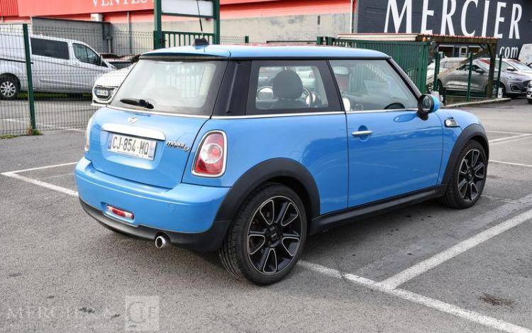 MINI COOPER D 112 BAYSWATER BLEU CJ-854-MQ