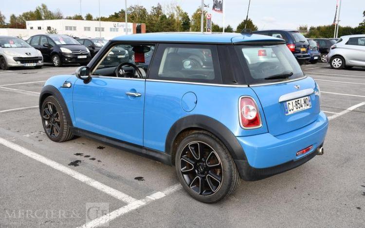 MINI COOPER D 112 BAYSWATER BLEU CJ-854-MQ