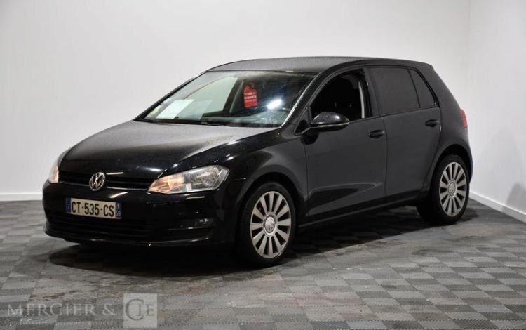 VOLKSWAGEN GOLF 7 NOIR CT-535-CS