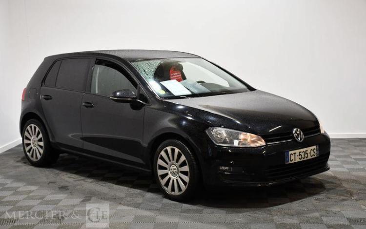 VOLKSWAGEN GOLF 7 NOIR CT-535-CS