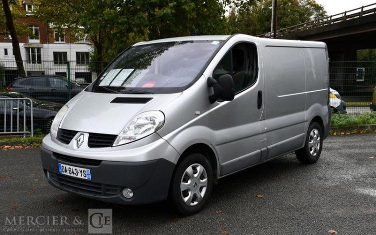 RENAULT TRAFIC 3 D115 L1H1 GD CFT GRIS DA-643-YS