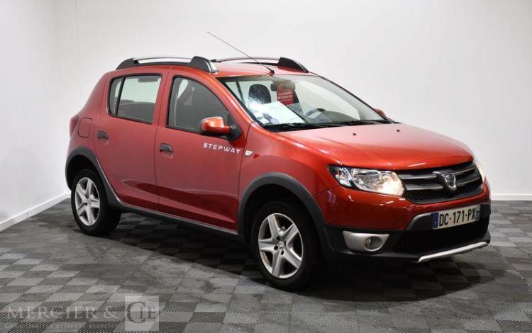 DACIA SANDERO STEPWAY 0,9 TCE 90 PRESTIGE ROUGE DC-171-PX