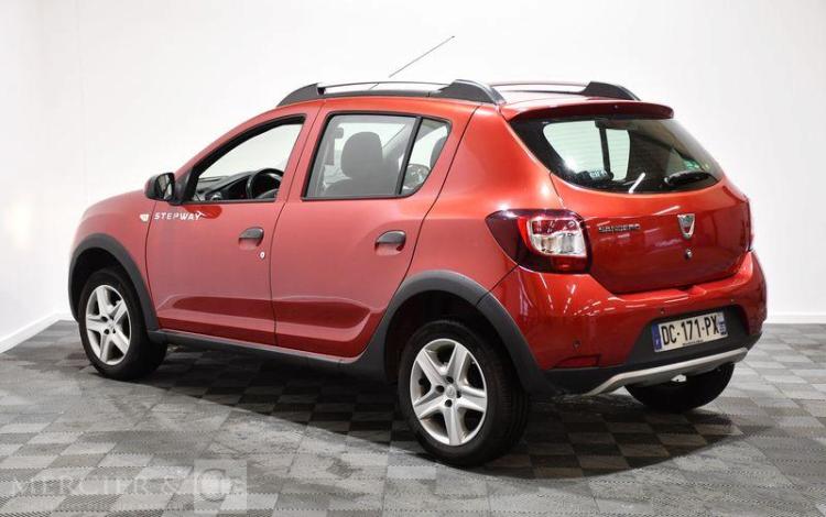 DACIA SANDERO STEPWAY 0,9 TCE 90 PRESTIGE ROUGE DC-171-PX