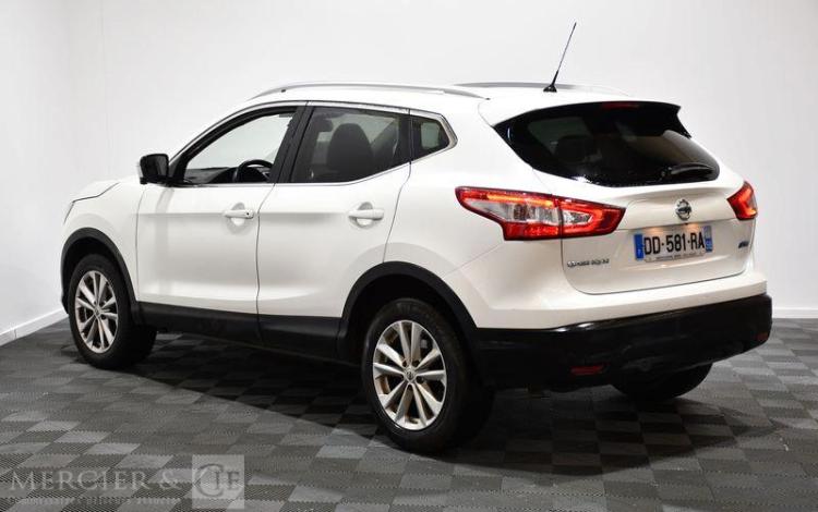 NISSAN QASHQAI 1,6 DCI 130 TEKNA 2WD BLANC DD-581-RA