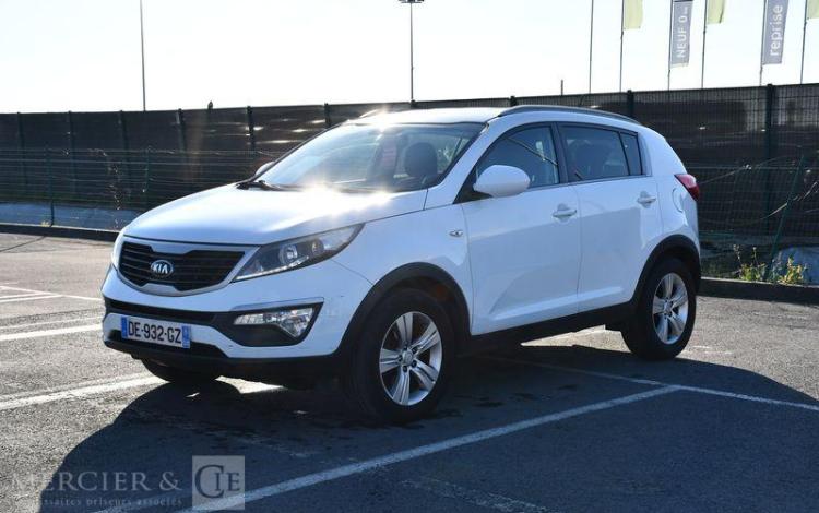 KIA SPORTAGE 1,7 CRDI 115 EDITION 4X2 ISG BLANC DE-932-GZ