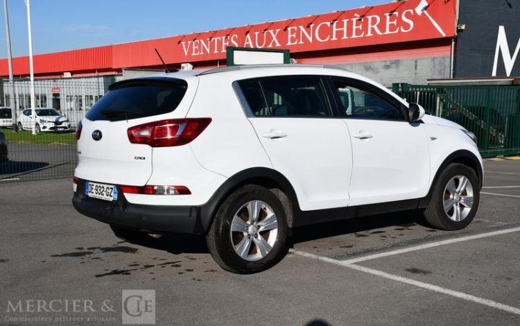 KIA SPORTAGE 1,7 CRDI 115 EDITION 4X2 ISG BLANC DE-932-GZ