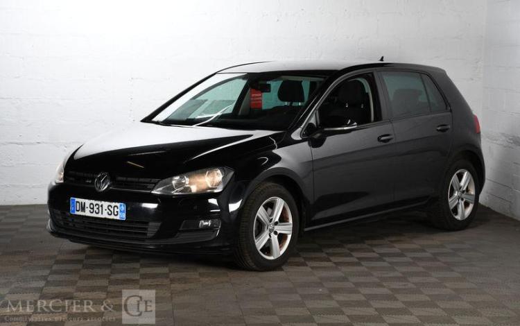 VOLKSWAGEN GOLF CONFORTLINE NOIR DM-931-SG