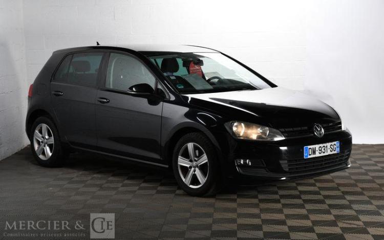 VOLKSWAGEN GOLF CONFORTLINE NOIR DM-931-SG