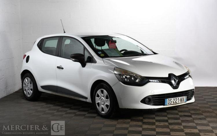 RENAULT CLIO BLANC DS-221-WX