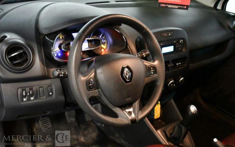 RENAULT CLIO BLANC DS-221-WX