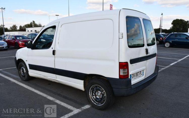 CITROEN BERLINGO 1,6 HDI 75 BLANC DV-887-PL